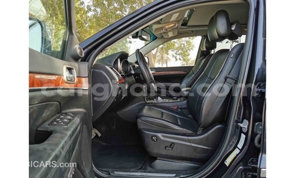 Buy Import Jeep Grand Cherokee Black Car in Import - Dubai in Ashanti Buy Import Jeep Grand Cherokee Black Car in Import - Dubai in Ashanti