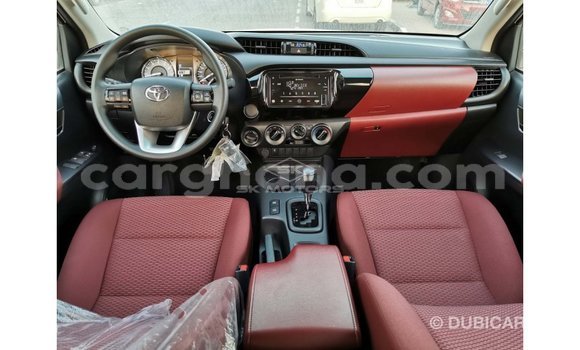 Ra Imported Toyota Hilux funfun Ọkọ̀ in Import - Dubai ni Ashanti Ra Imported Toyota Hilux funfun Ọkọ̀ in Import - Dubai ni Ashanti