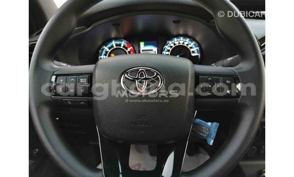 Buy Import Toyota Hilux White Car in Import - Dubai in Ashanti Buy Import Toyota Hilux White Car in Import - Dubai in Ashanti