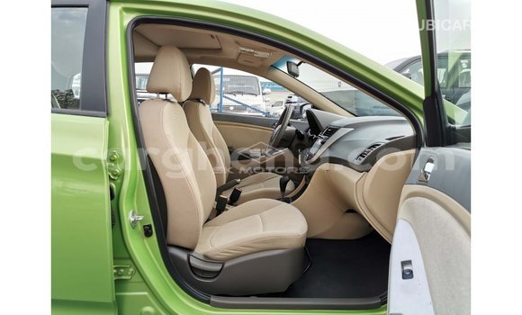Buy Import Hyundai Accent Green Car in Import - Dubai in Ashanti Buy Import Hyundai Accent Green Car in Import - Dubai in Ashanti