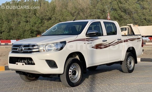 Ra Imported Toyota Hilux funfun Ọkọ̀ in Import - Dubai ni Ashanti Ra Imported Toyota Hilux funfun Ọkọ̀ in Import - Dubai ni Ashanti