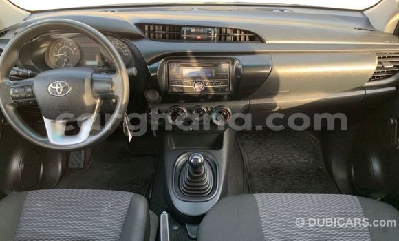 Ra Imported Toyota Hilux funfun Ọkọ̀ in Import - Dubai ni Ashanti Ra Imported Toyota Hilux funfun Ọkọ̀ in Import - Dubai ni Ashanti