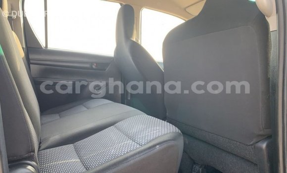 Ra Imported Toyota Hilux funfun Ọkọ̀ in Import - Dubai ni Ashanti Ra Imported Toyota Hilux funfun Ọkọ̀ in Import - Dubai ni Ashanti
