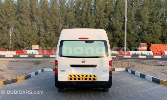 Ra Imported Nissan Urvan funfun Ọkọ̀ in Import - Dubai ni Ashanti Ra Imported Nissan Urvan funfun Ọkọ̀ in Import - Dubai ni Ashanti