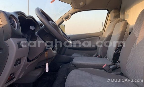 Ra Imported Nissan Urvan funfun Ọkọ̀ in Import - Dubai ni Ashanti Ra Imported Nissan Urvan funfun Ọkọ̀ in Import - Dubai ni Ashanti