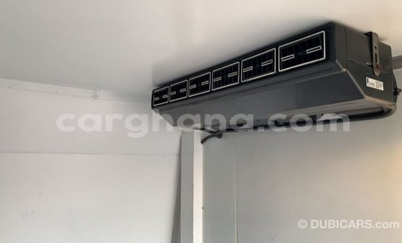 Ra Imported Nissan Urvan funfun Ọkọ̀ in Import - Dubai ni Ashanti Ra Imported Nissan Urvan funfun Ọkọ̀ in Import - Dubai ni Ashanti