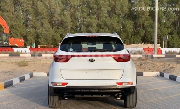 Sayi Imported Kia Sportage White Mota in Import - Dubai a Ashanti Sayi Imported Kia Sportage White Mota in Import - Dubai a Ashanti