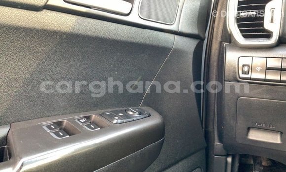 Sayi Imported Kia Sportage White Mota in Import - Dubai a Ashanti Sayi Imported Kia Sportage White Mota in Import - Dubai a Ashanti