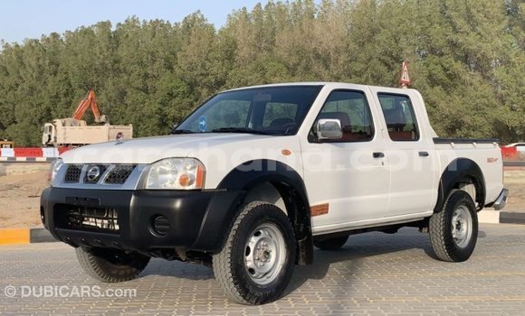 Sayi Imported Nissan Pickup White Mota in Import - Dubai a Ashanti Sayi Imported Nissan Pickup White Mota in Import - Dubai a Ashanti
