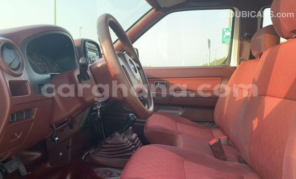 Sayi Imported Nissan Pickup White Mota in Import - Dubai a Ashanti Sayi Imported Nissan Pickup White Mota in Import - Dubai a Ashanti