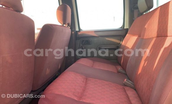 Sayi Imported Nissan Pickup White Mota in Import - Dubai a Ashanti Sayi Imported Nissan Pickup White Mota in Import - Dubai a Ashanti