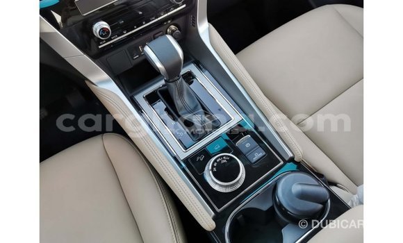 Buy Import Mitsubishi Montero White Car in Import - Dubai in Ashanti Buy Import Mitsubishi Montero White Car in Import - Dubai in Ashanti