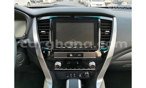 Buy Import Mitsubishi Montero White Car in Import - Dubai in Ashanti Buy Import Mitsubishi Montero White Car in Import - Dubai in Ashanti