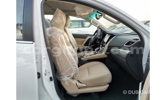 Buy Import Mitsubishi Montero White Car in Import - Dubai in Ashanti Buy Import Mitsubishi Montero White Car in Import - Dubai in Ashanti