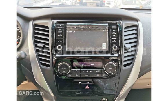 Buy Import Mitsubishi Montero Brown Car in Import - Dubai in Ashanti Buy Import Mitsubishi Montero Brown Car in Import - Dubai in Ashanti