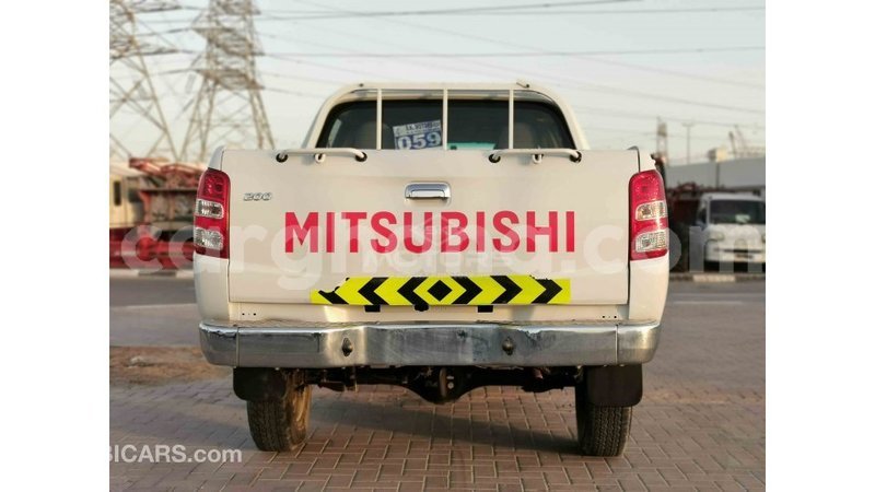 Big with watermark mitsubishi l200 ashanti import dubai 35646