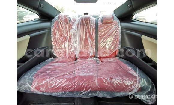 Ra Imported Honda C funfun Mọto in Import - Dubai ni Ashanti Ra Imported Honda C funfun Mọto in Import - Dubai ni Ashanti