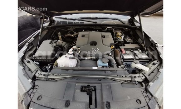 Buy Import Toyota Hilux Red Car in Import - Dubai in Ashanti Buy Import Toyota Hilux Red Car in Import - Dubai in Ashanti