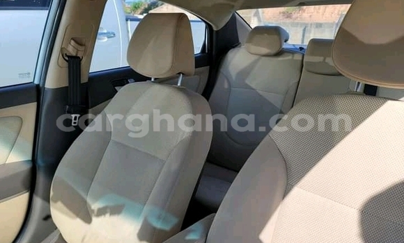 Buy Used Hyundai Accent White Car in Accra in Greater Accra Buy Used Hyundai Accent White Car in Accra in Greater Accra