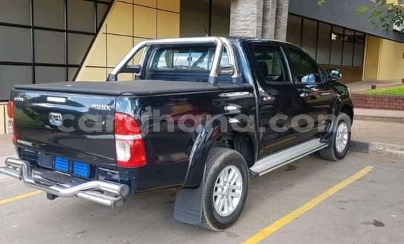 Buy Used Toyota Hilux Black Car in Accra in Greater Accra Buy Used Toyota Hilux Black Car in Accra in Greater Accra