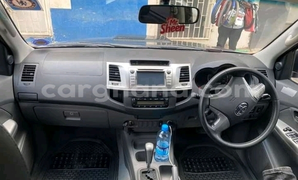 Buy Used Toyota Hilux Black Car in Accra in Greater Accra Buy Used Toyota Hilux Black Car in Accra in Greater Accra