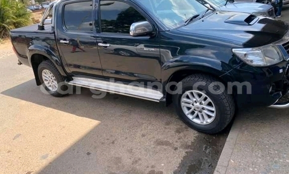 Buy Used Toyota Hilux Black Car in Accra in Greater Accra Buy Used Toyota Hilux Black Car in Accra in Greater Accra