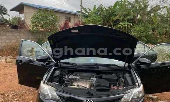 Ra Àlòkù Toyota Camry Black Ọkọ̀ in Accra ni Greater Accra Ra Àlòkù Toyota Camry Black Ọkọ̀ in Accra ni Greater Accra