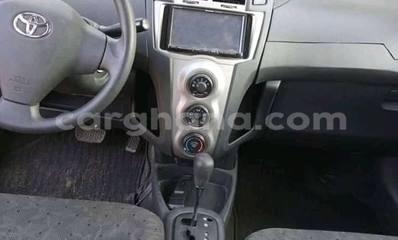 Sayi Na hannu Toyota Vitz Black Mota in Accra a Greater Accra Sayi Na hannu Toyota Vitz Black Mota in Accra a Greater Accra
