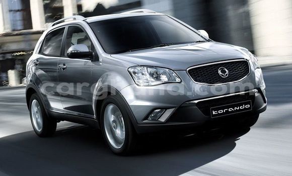 Ra Àlòkù SsangYong Korando Silver Ọkọ̀ in Accra ni Greater Accra