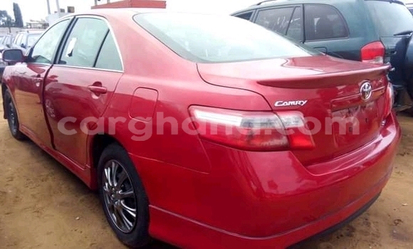 Sayi Na hannu Toyota Camry Red Mota in Accra a Greater Accra Sayi Na hannu Toyota Camry Red Mota in Accra a Greater Accra