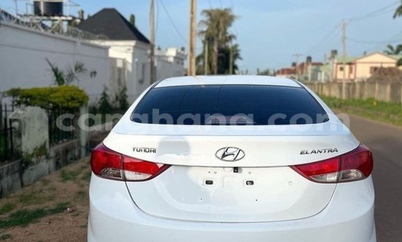 Sayi Na hannu Hyundai Elantra White Mota in Sekondi–Takoradi Metropolitan a Yamma Sayi Na hannu Hyundai Elantra White Mota in Sekondi–Takoradi Metropolitan a Yamma