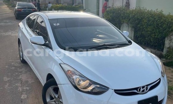Sayi Na hannu Hyundai Elantra White Mota in Sekondi–Takoradi Metropolitan a Yamma Sayi Na hannu Hyundai Elantra White Mota in Sekondi–Takoradi Metropolitan a Yamma