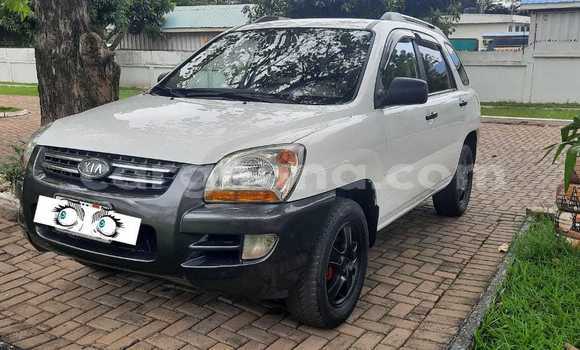 Buy Used Kia Sportage White Car in Accra in Greater Accra Buy Used Kia Sportage White Car in Accra in Greater Accra