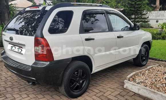 Buy Used Kia Sportage White Car in Accra in Greater Accra Buy Used Kia Sportage White Car in Accra in Greater Accra