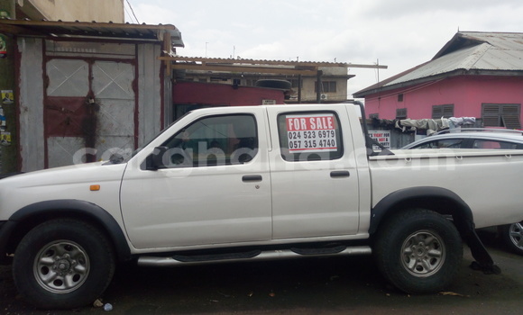Buy Used Nissan Hardbody White Car in Accra in Greater Accra Buy Used Nissan Hardbody White Car in Accra in Greater Accra