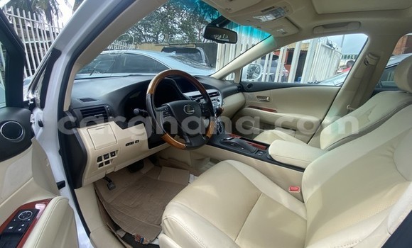 Ra Àlòkù Lexus RX 350 funfun Ọkọ̀ in Sekondi–Takoradi Metropolitan ni Oorun Ra Àlòkù Lexus RX 350 funfun Ọkọ̀ in Sekondi–Takoradi Metropolitan ni Oorun