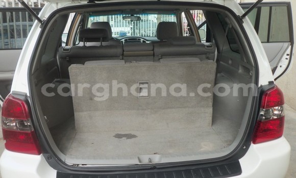 Buy Used Toyota Highlander White Car in Sekondi–Takoradi Metropolitan in Western Buy Used Toyota Highlander White Car in Sekondi–Takoradi Metropolitan in Western