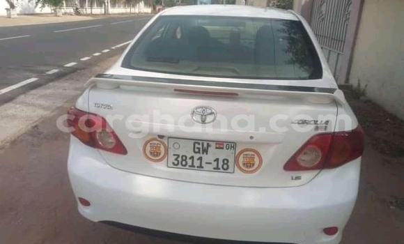 Buy Used Toyota Corolla White Car in Accra in Greater Accra Buy Used Toyota Corolla White Car in Accra in Greater Accra