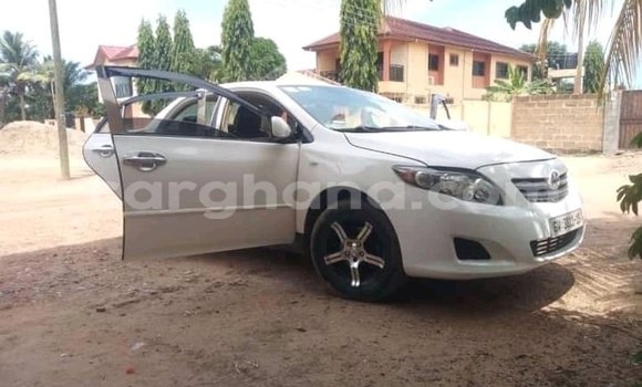 Buy Used Toyota Corolla White Car in Accra in Greater Accra Buy Used Toyota Corolla White Car in Accra in Greater Accra