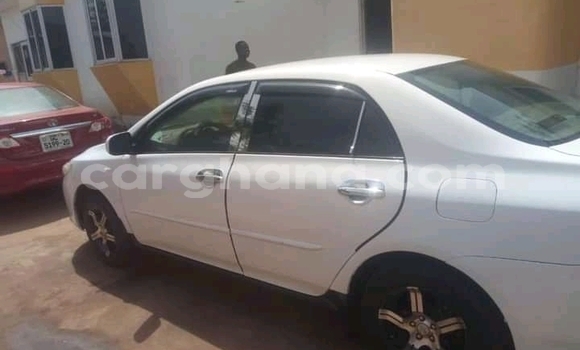 Buy Used Toyota Corolla White Car in Accra in Greater Accra Buy Used Toyota Corolla White Car in Accra in Greater Accra