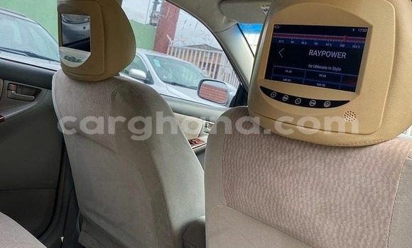 Ra Àlòkù Toyota Corolla Blue Ọkọ̀ in Sekondi–Takoradi Metropolitan ni Oorun Ra Àlòkù Toyota Corolla Blue Ọkọ̀ in Sekondi–Takoradi Metropolitan ni Oorun