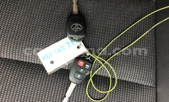 Buy Used Toyota Corolla Silver Car in Sekondi–Takoradi Metropolitan in Western Buy Used Toyota Corolla Silver Car in Sekondi–Takoradi Metropolitan in Western