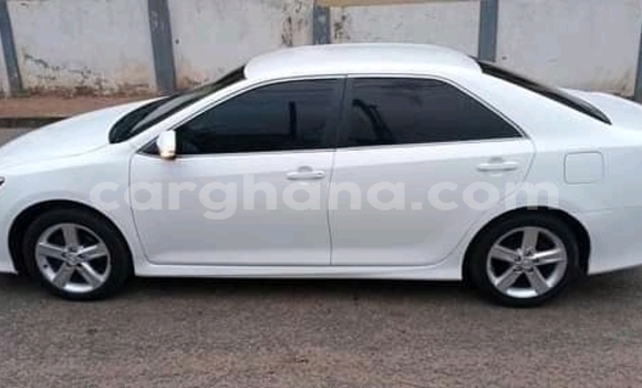 Buy Used Toyota Corolla White Car in Accra in Greater Accra