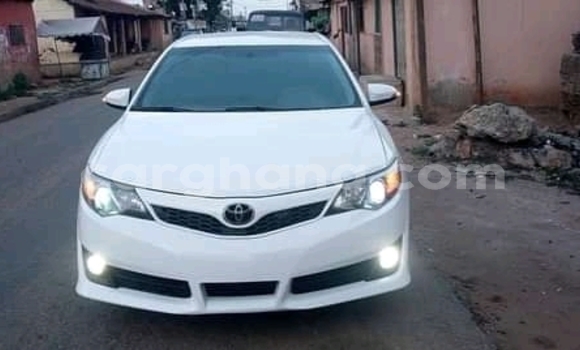 Buy Used Toyota Corolla White Car in Accra in Greater Accra Buy Used Toyota Corolla White Car in Accra in Greater Accra