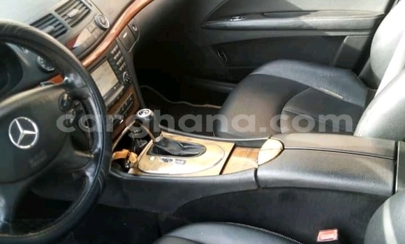 Ra Àlòkù Mercedes-Benz E200 Miiran Ọkọ̀ in Accra ni Greater Accra Ra Àlòkù Mercedes-Benz E200 Miiran Ọkọ̀ in Accra ni Greater Accra