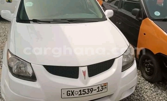 Buy Used Pontiac Vibe White Car in Accra in Greater Accra