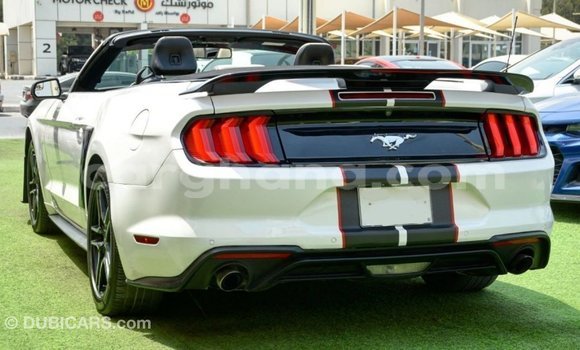 Sayi Imported Ford Mustang White Mota in Import - Dubai a Ashanti Sayi Imported Ford Mustang White Mota in Import - Dubai a Ashanti