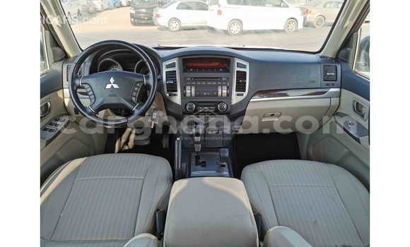Sayi Imported Mitsubishi Pajero White Mota in Import - Dubai a Ashanti Sayi Imported Mitsubishi Pajero White Mota in Import - Dubai a Ashanti