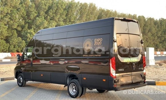 Sayi Imported Iveco Daily Brown Babbar mota in Import - Dubai a Ashanti Sayi Imported Iveco Daily Brown Babbar mota in Import - Dubai a Ashanti