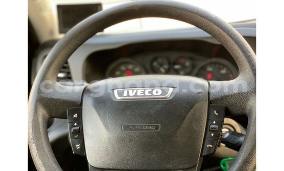 Sayi Imported Iveco Daily Brown Babbar mota in Import - Dubai a Ashanti Sayi Imported Iveco Daily Brown Babbar mota in Import - Dubai a Ashanti